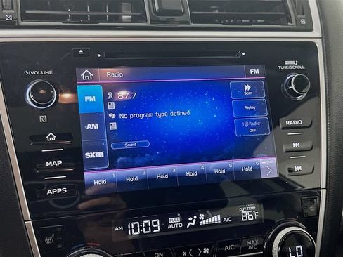 Used 2019 Subaru Outback 2.5i Limited AWD/4WD image 21