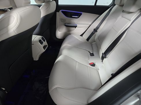 Used 2022 Mercedes-Benz C 300 Sedan image 5