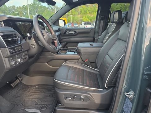 Used 2026 GMC Yukon XL AT4 Ultimate AWD/4WD image 11