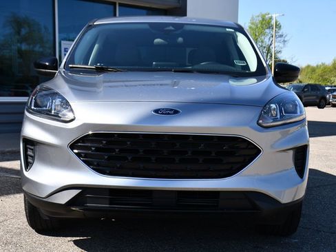 Used 2022 Ford Escape SE w/ SE Sport Appearance Package AWD/4WD image 10