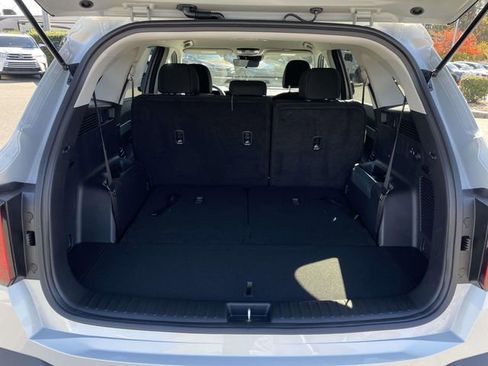 New 2026 Kia Sorento LX image 18