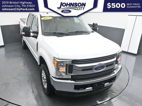 Used 2017 Ford F250 XLT image 1