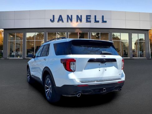 Used 2023 Ford Explorer ST-Line w/ Class IV Trailer Tow Package image 7