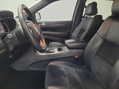 Used 2017 Jeep Grand Cherokee Altitude AWD/4WD image 17