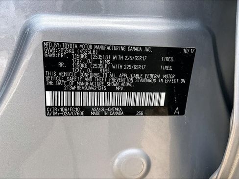Used 2018 Toyota RAV4 XLE FWD image 35