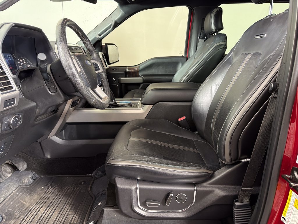 Used 2015 Ford F150 Platinum w/ Equipment Group 701A Luxury AWD/4WD image 18