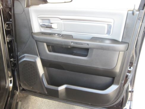 Used 2023 RAM 1500 Classic SLT w/ Trailer & Traction Group AWD/4WD image 41