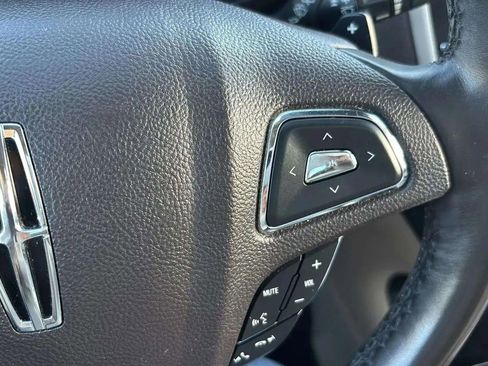 Used 2017 Lincoln MKC Reserve image 37