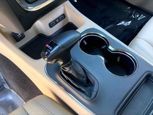 Used 2019 Dodge Durango GT AWD/4WD image 14