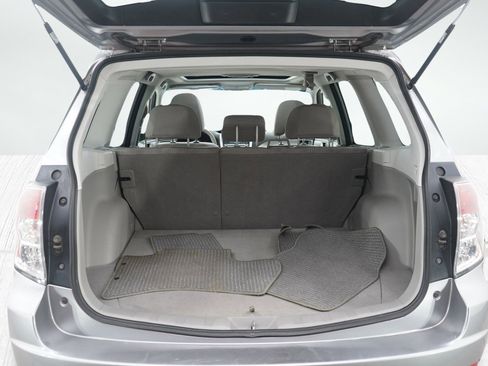 Used 2010 Subaru Forester 2.5X Premium image 16