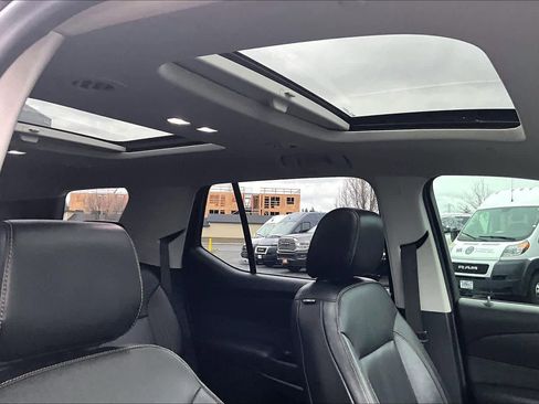 Used 2019 Chevrolet Traverse Premier image 30