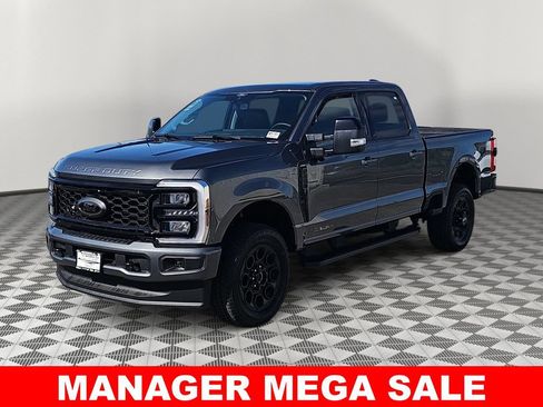 New 2026 Ford F250 Lariat w/ Black Appearance Package AWD/4WD image 7