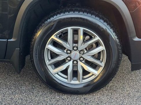 Used 2019 GMC Acadia SLE w/ Driver Alert Package I image 16