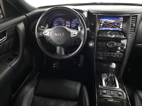 Used 2017 INFINITI QX70 AWD w/ Premium Package image 17