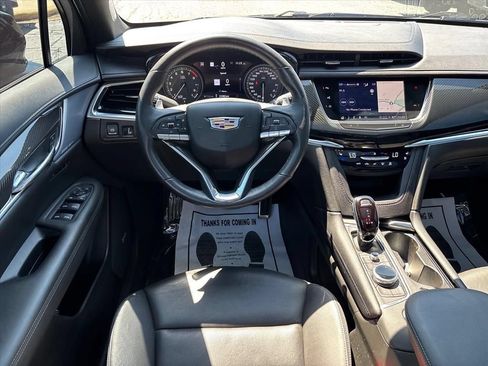 Used 2024 Cadillac XT6 Sport w/ Technology Package AWD/4WD image 23