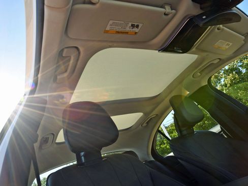 Used 2025 Mercedes-Benz E 350 Sedan image 44