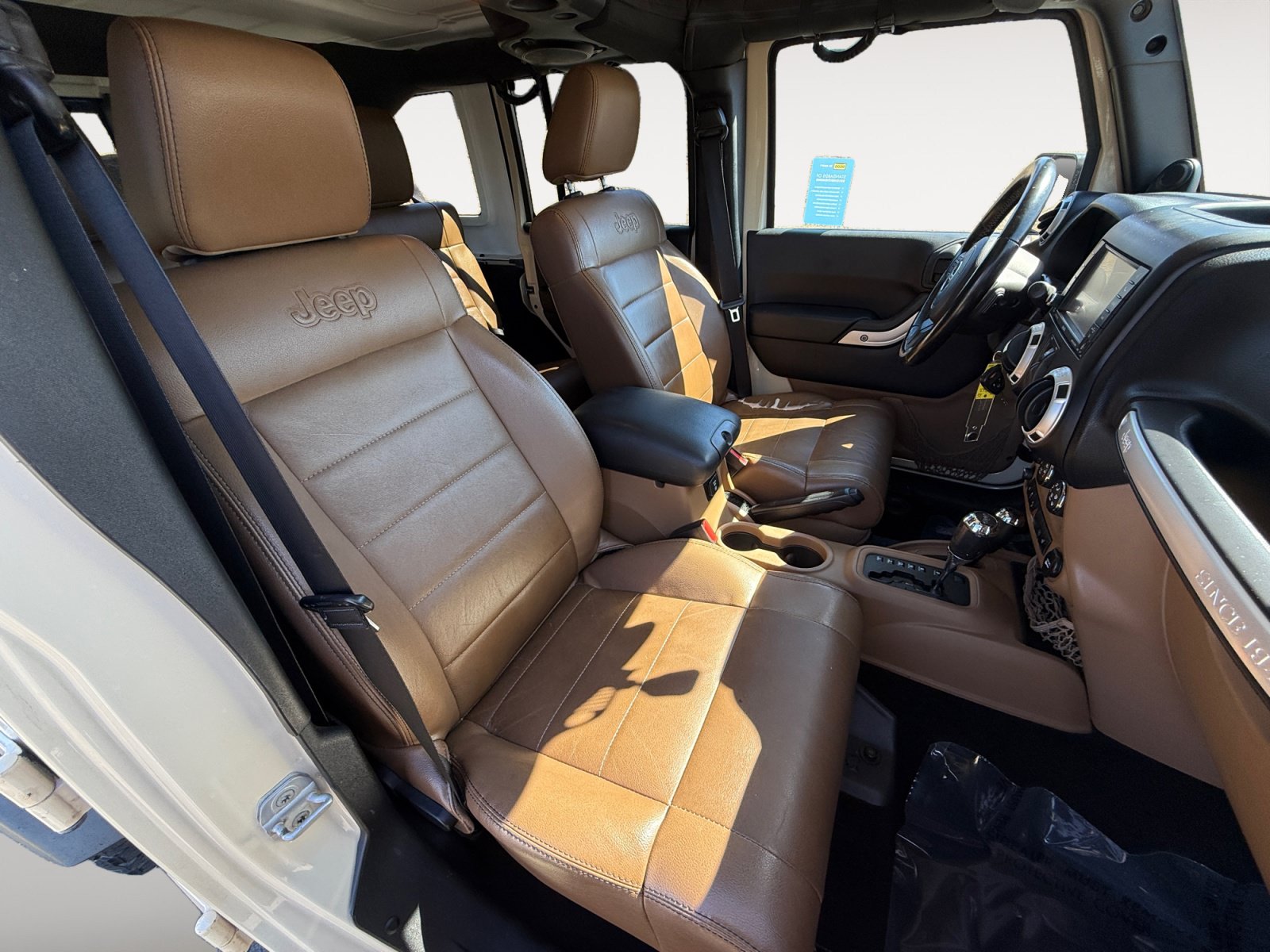 Used 2011 Jeep Wrangler Unlimited Rubicon w/ Dual Top Group AWD/4WD image 19