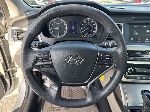 Used 2016 Hyundai Sonata SE image 23