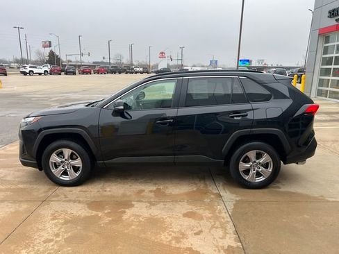 Used 2025 Toyota RAV4 XLE image 2