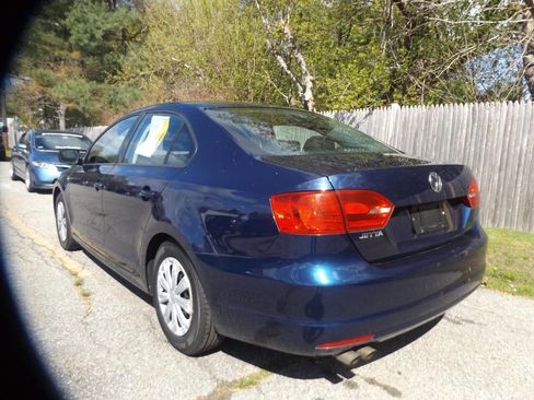 Used 2014 Volkswagen Jetta S FWD image 3