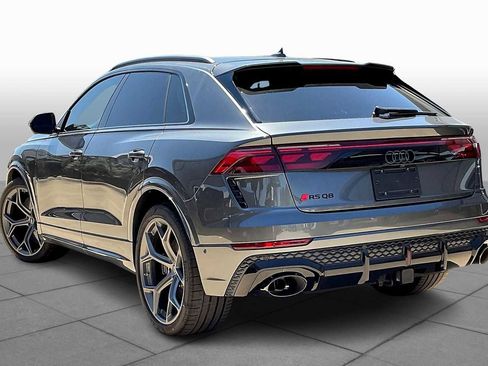 New 2025 Audi RS Q8 performance image 12