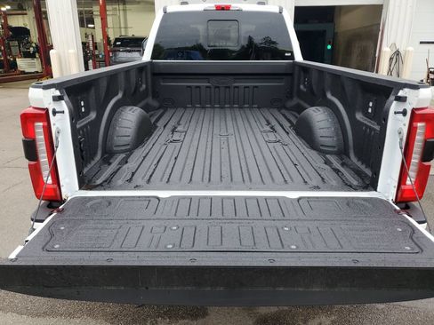 New 2026 Ford F350 Lariat w/ Black Appearance Package AWD/4WD image 14