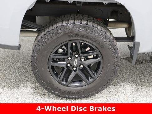 Used 2025 Chevrolet Silverado 1500 Custom Trail Boss image 6