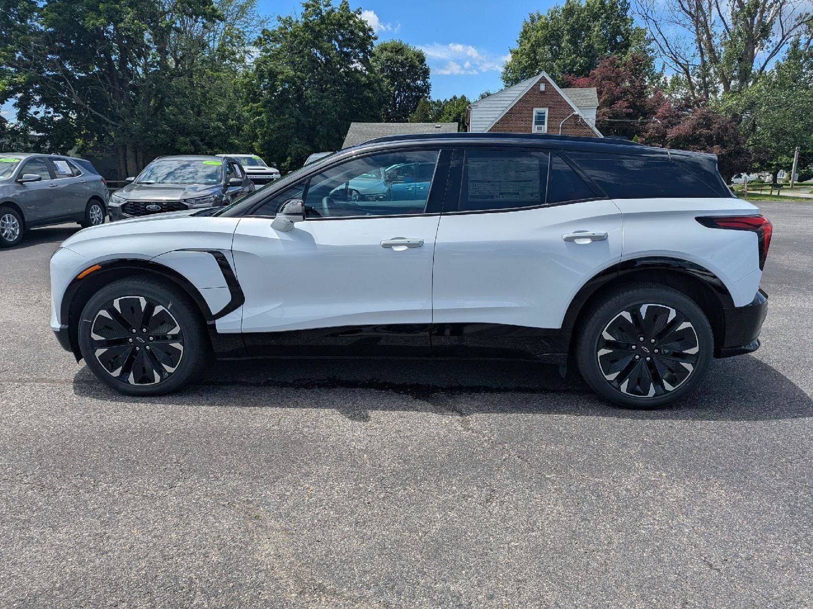 New 2026 Chevrolet Blazer EV RS AWD/4WD image 29
