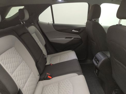 Used 2020 Chevrolet Equinox LS w/ LS Convenience Package image 19