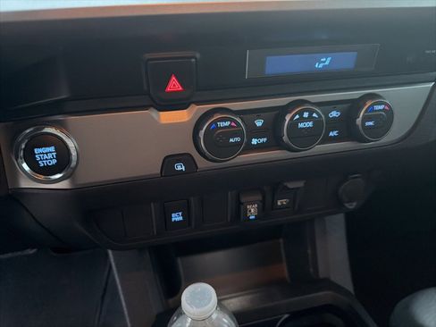 Used 2023 Toyota Tacoma SR5 image 18