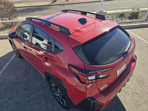 Used 2024 Subaru Crosstrek 2.0i Premium image 23