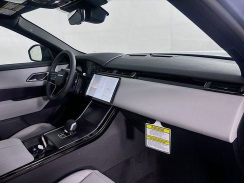 Used 2026 Land Rover Range Rover Velar Dynamic SE image 29