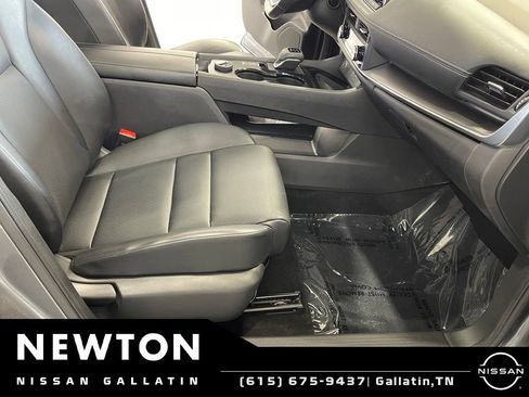 Used 2023 Nissan Rogue SV w/ SV Premium Package AWD/4WD image 19