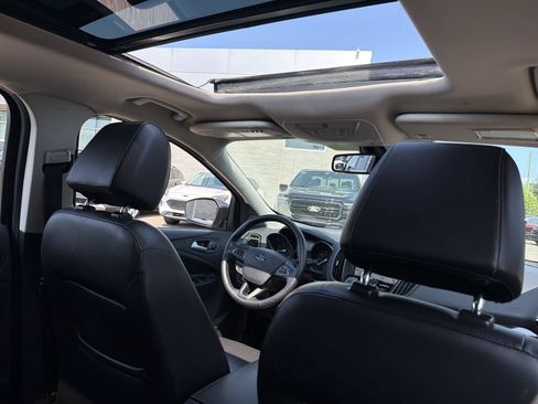 Used 2017 Ford Escape Titanium FWD image 24