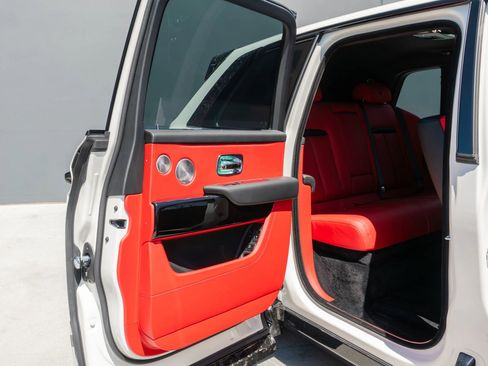 Used 2026 Rolls-Royce Cullinan AWD/4WD image 73