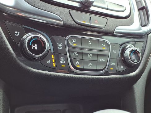 Used 2023 Chevrolet Equinox Premier image 5