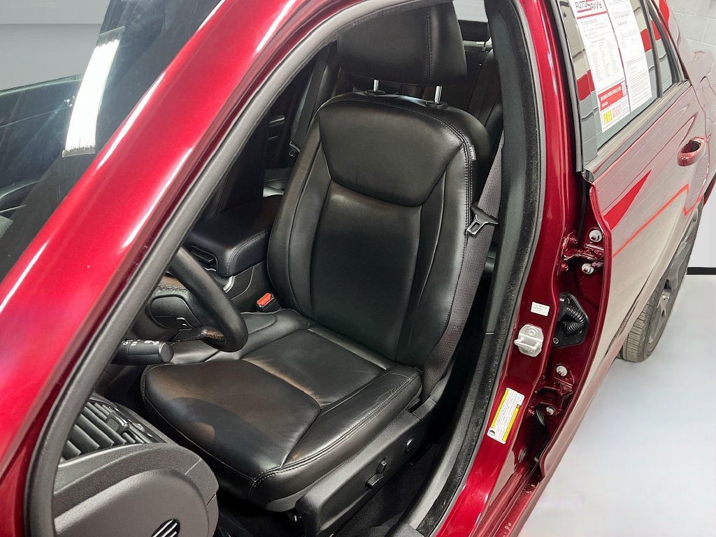 Used 2022 Chrysler 300 Touring L RWD image 18