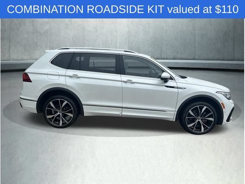 Used 2023 Volkswagen Tiguan SEL R-Line AWD/4WD image 9
