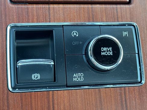 Used 2023 Lincoln Navigator Reserve AWD/4WD image 70