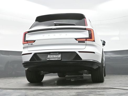 New 2025 Volvo EX90 Plus image 13