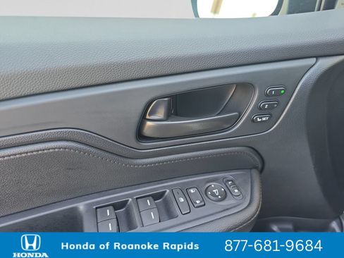 New 2026 Honda Odyssey EX-L image 11