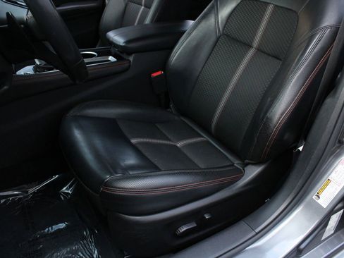 Used 2023 Nissan Altima 2.5 SR FWD image 17