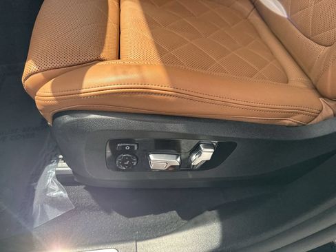 Used 2026 BMW X5 xDrive40i AWD/4WD image 41