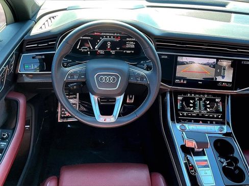 Used 2021 Audi SQ7 Prestige w/ Prestige Package image 8