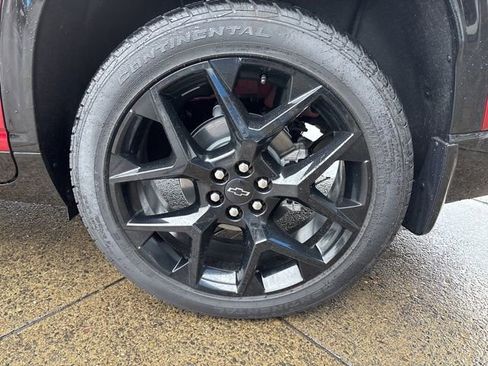 New 2026 Chevrolet Traverse RS w/ LPO, Floor Liner Package image 12