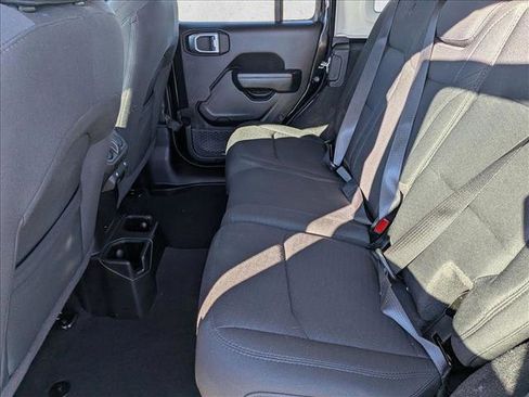Used 2021 Jeep Wrangler Unlimited Willys image 17
