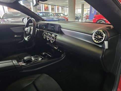 Used 2020 Mercedes-Benz CLA 250 image 14