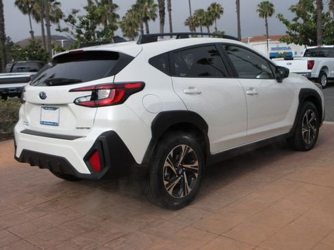 Used 2024 Subaru Crosstrek 2.0i Premium AWD/4WD image 4
