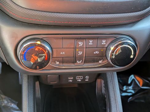 Certified 2022 Chevrolet TrailBlazer RS image 29