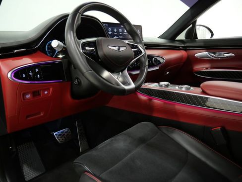 Used 2022 Genesis GV70 3.5T Sport w/ Sport Prestige Package image 12